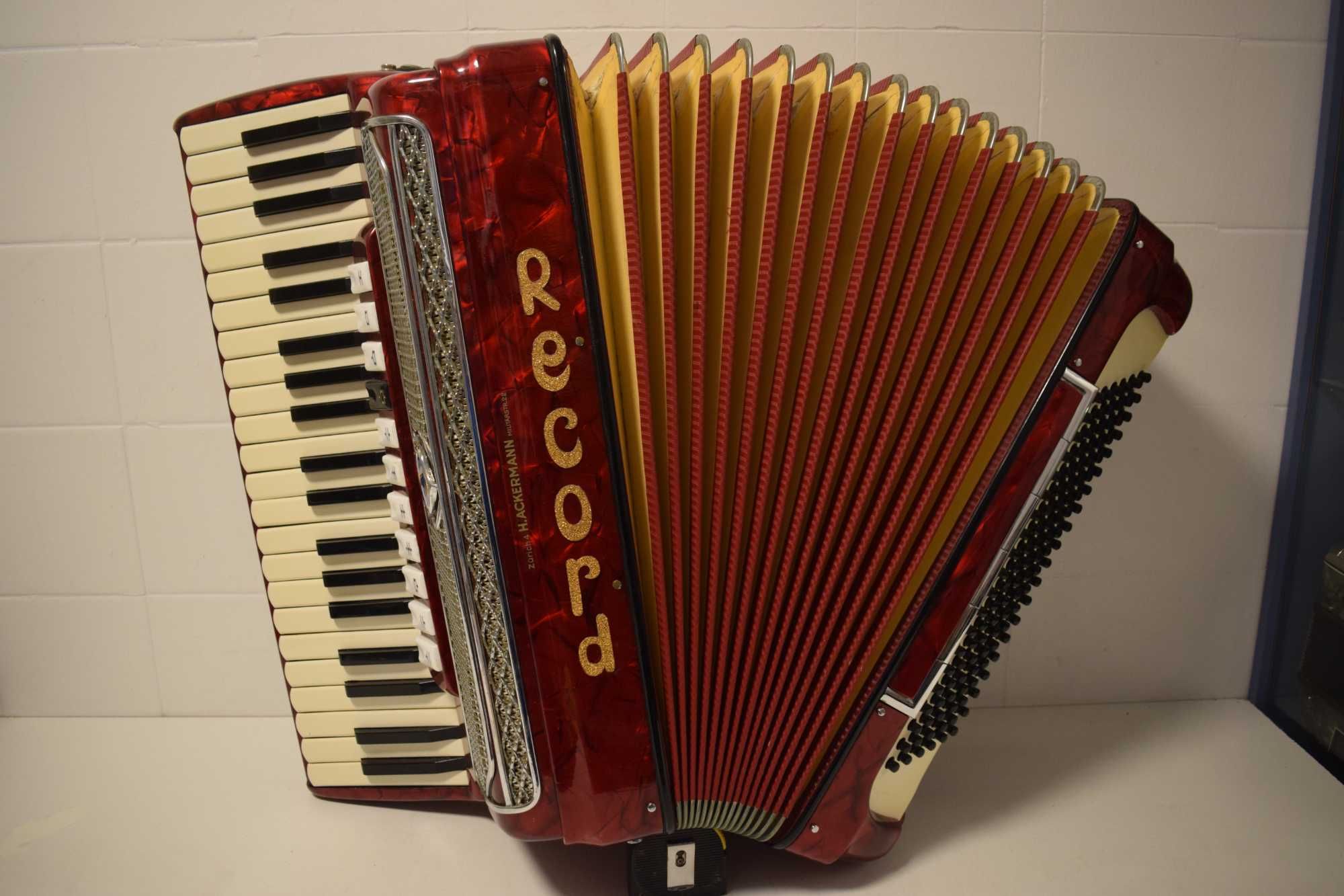 Acordeao Record 4 Voz Voz 120 Baixos, N 360
