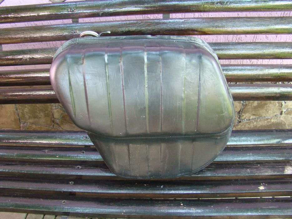 Бензобак автомобиля ВАЗ 2101-07.