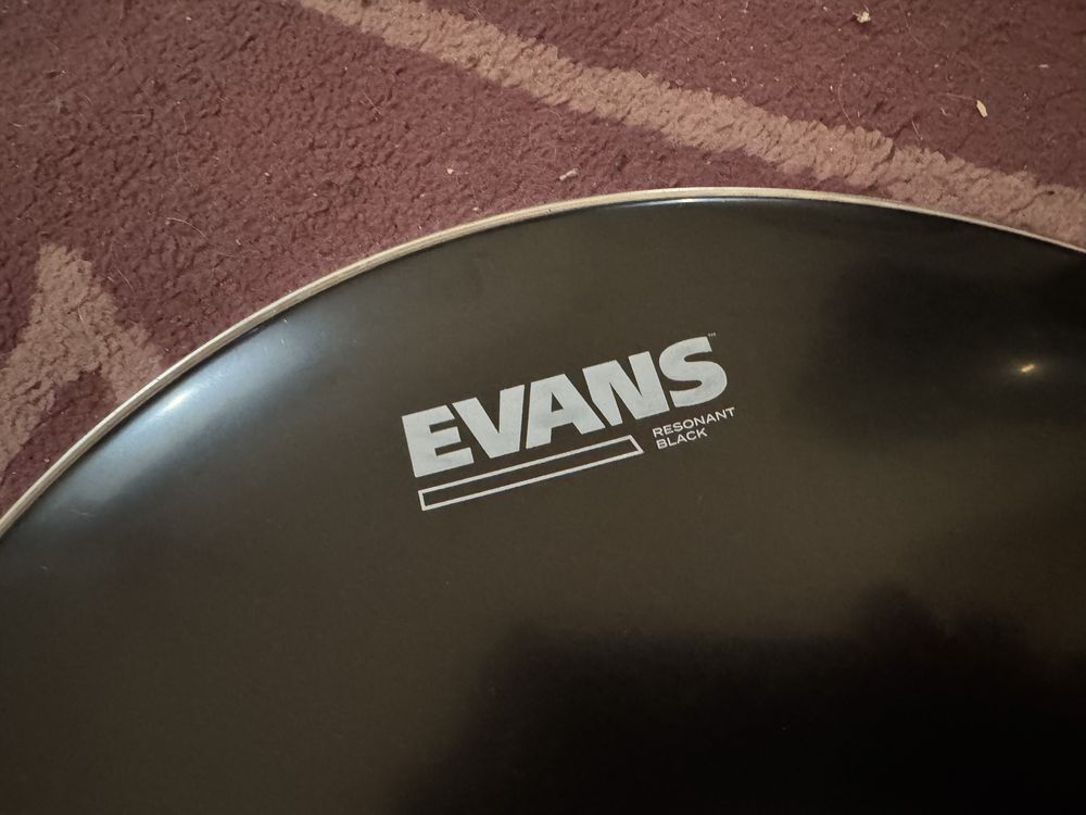 Naciąg EVANS Resonat Black 14” - Perkusja Usa
