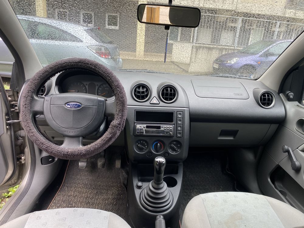 Ford fiesta 1.3 benzyna