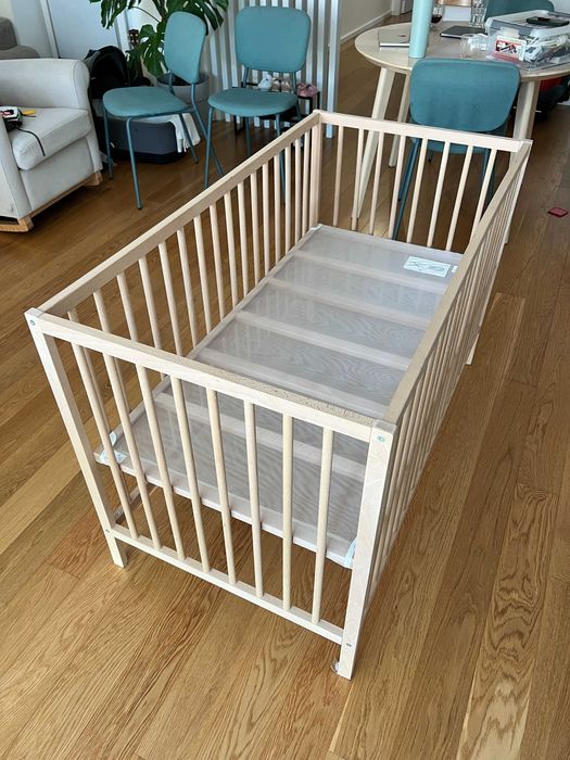 Berço IKEA Sniglar com colchão 60x120 cm