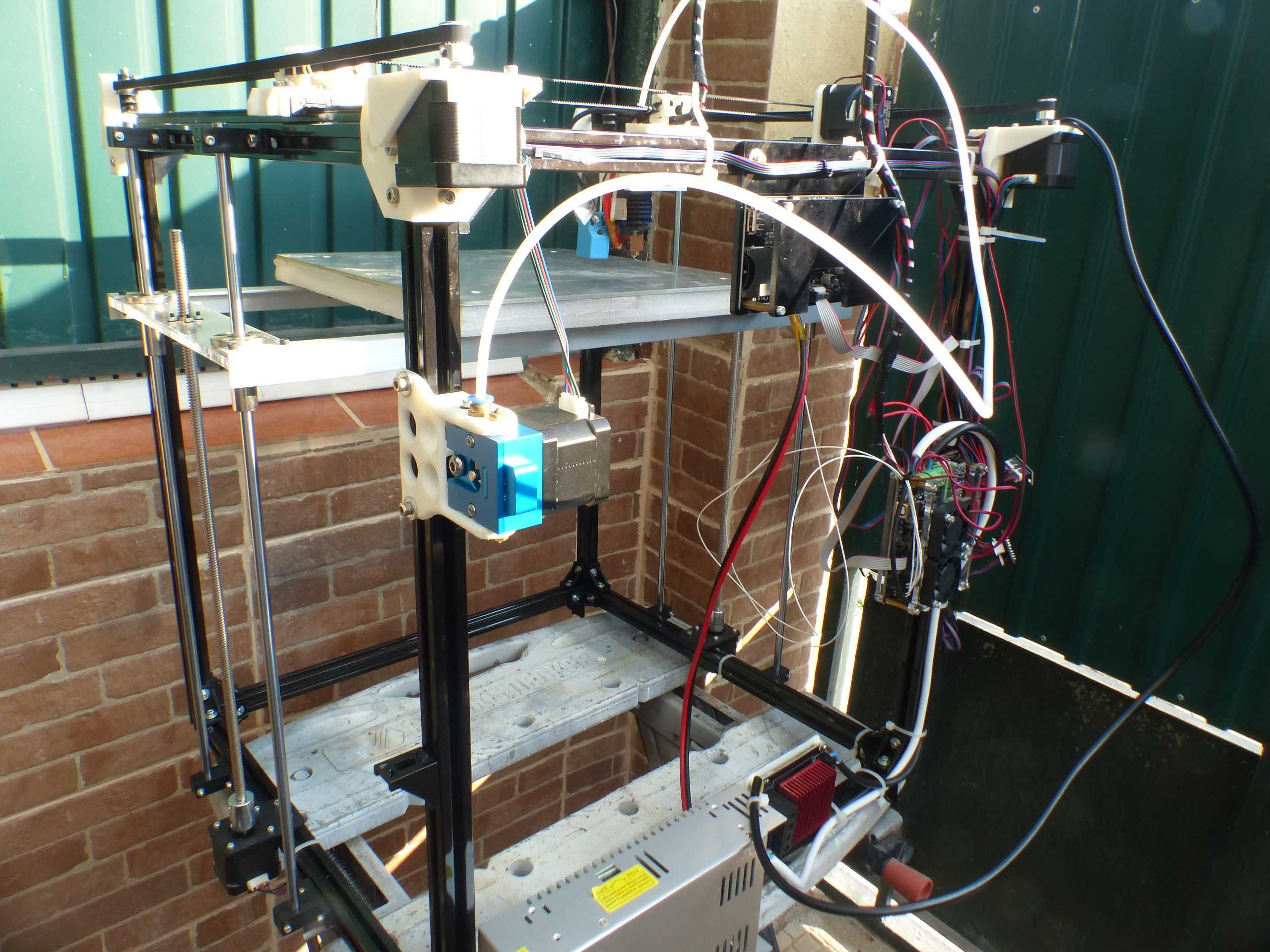 Impressora 3D FLSun Cube com Guias lieneares e muitos upgrades