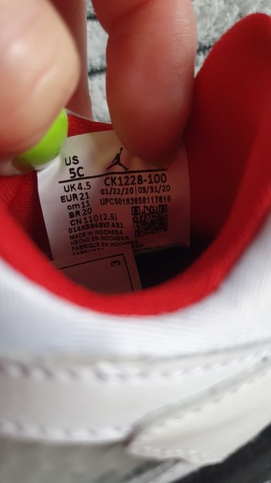 Dziecięce buty Nike Jordan 5 Retro 21