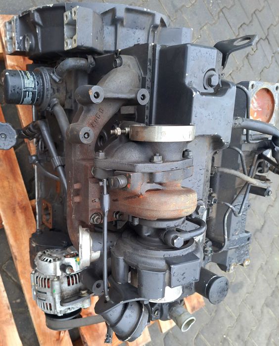 koparka mecalac silnik cummins B3.3 63 KW na części głowica tłok miska