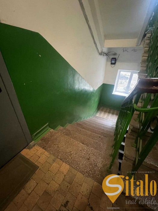 Продаж 3-кім. квартири пр.Металургів (011)