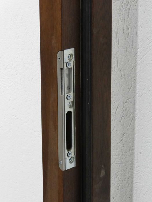 Drzwi zewnętrzne + okucia Otello 35 90 P orzech 1.2W/m²K