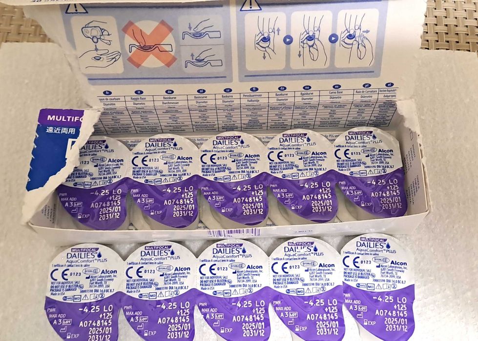 DAILIES AQUA COMFORT PLUS MULTIFOCAL  jednodniowe soczewki progresywne