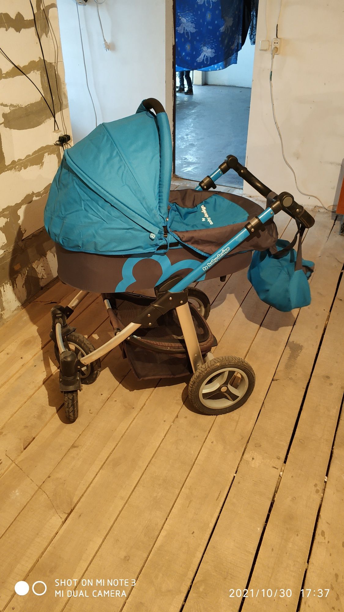 Продаю коляску baby design 2в1