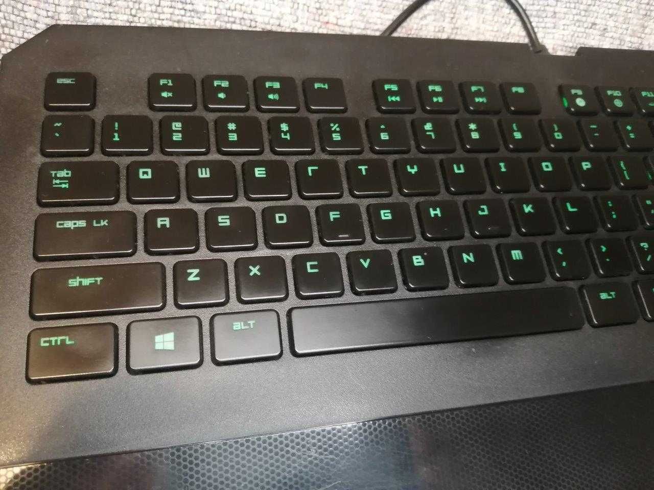 Razer Deathstalker rz03-0080 teclado gamer