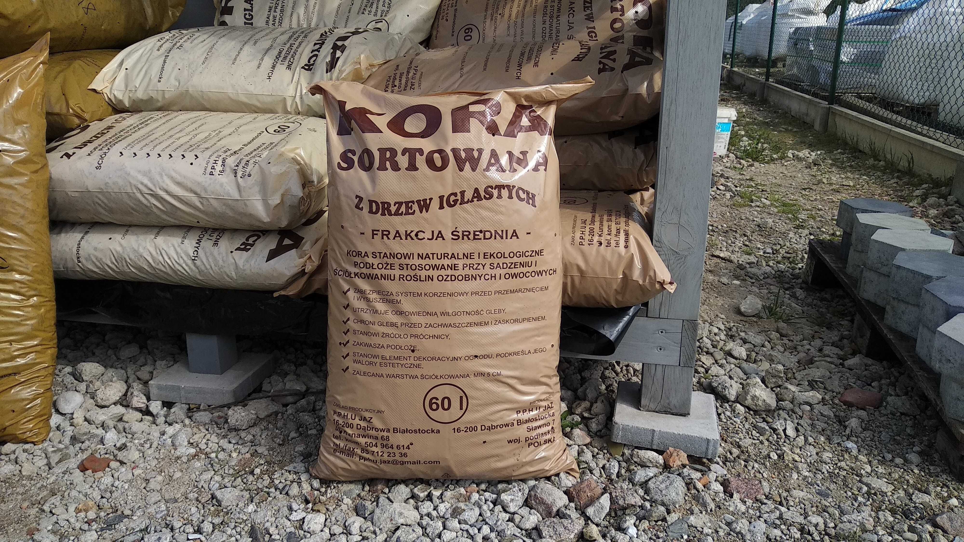 Kora sosnowa w workach