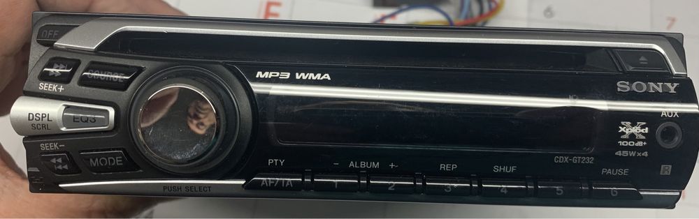 Autorrádio  SONY cdx-gt232