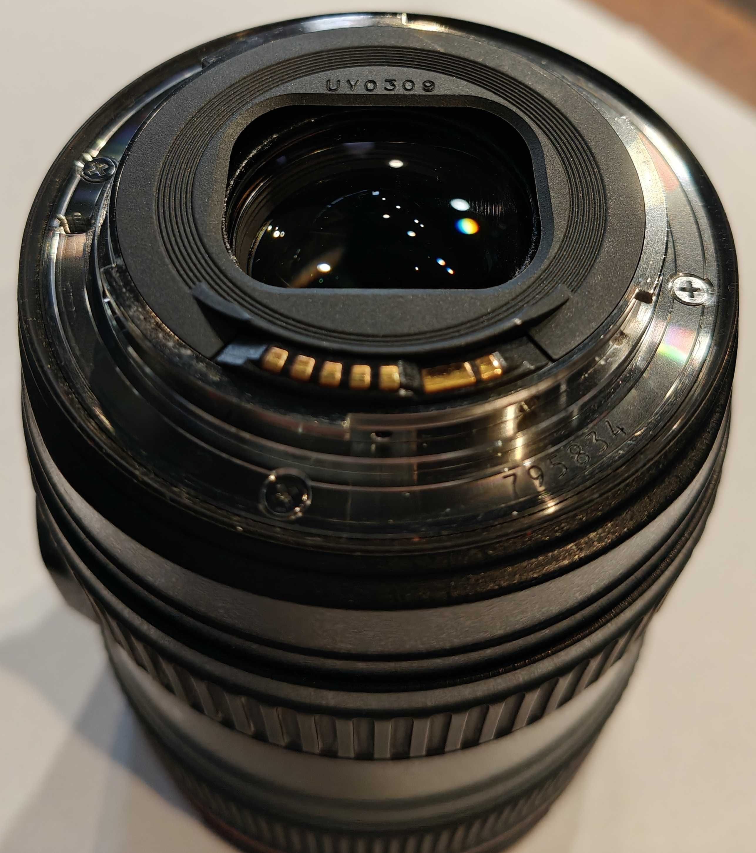 Obiektyw Canon Ultrasonic  EF24-105mm 1:4 L IS USM/2 dekielki/stan BDB