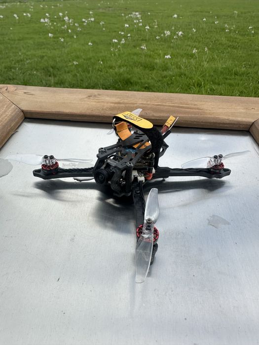 Dron fpv 3 cali z bateriami elrs dji Caddx Nebula Pro Nano Vista