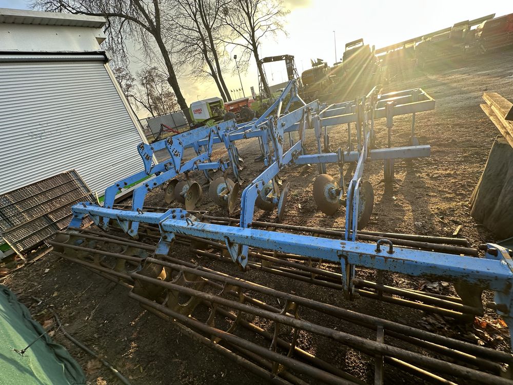 Культиватор  навісний Lemken Thori 8/400