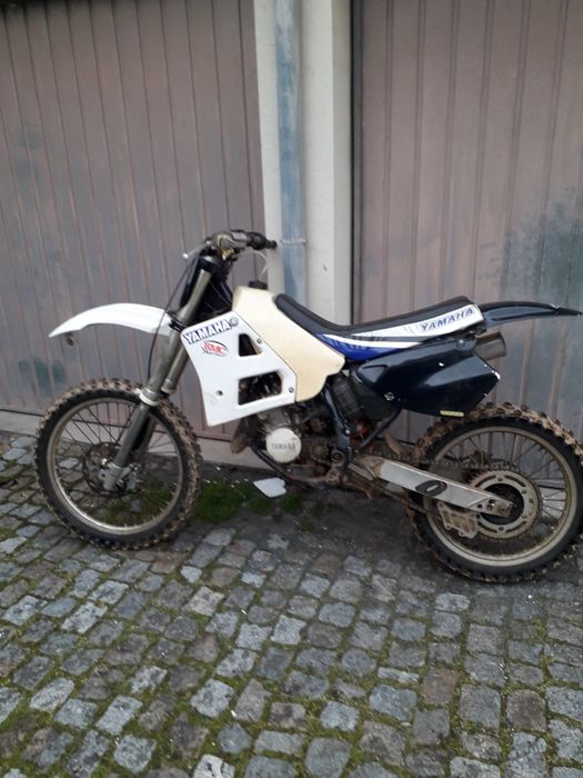 Yamaha 125 2t  top