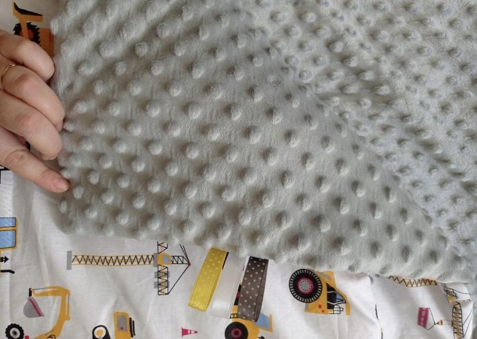 Komplet do Przedszkola Kocyk Minky

100×135 + Poduszka – Miękki Zestaw