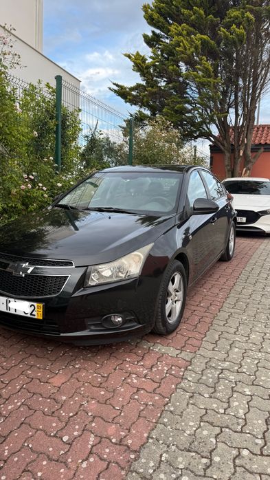 CRUZE 1.6 LS com teto solar