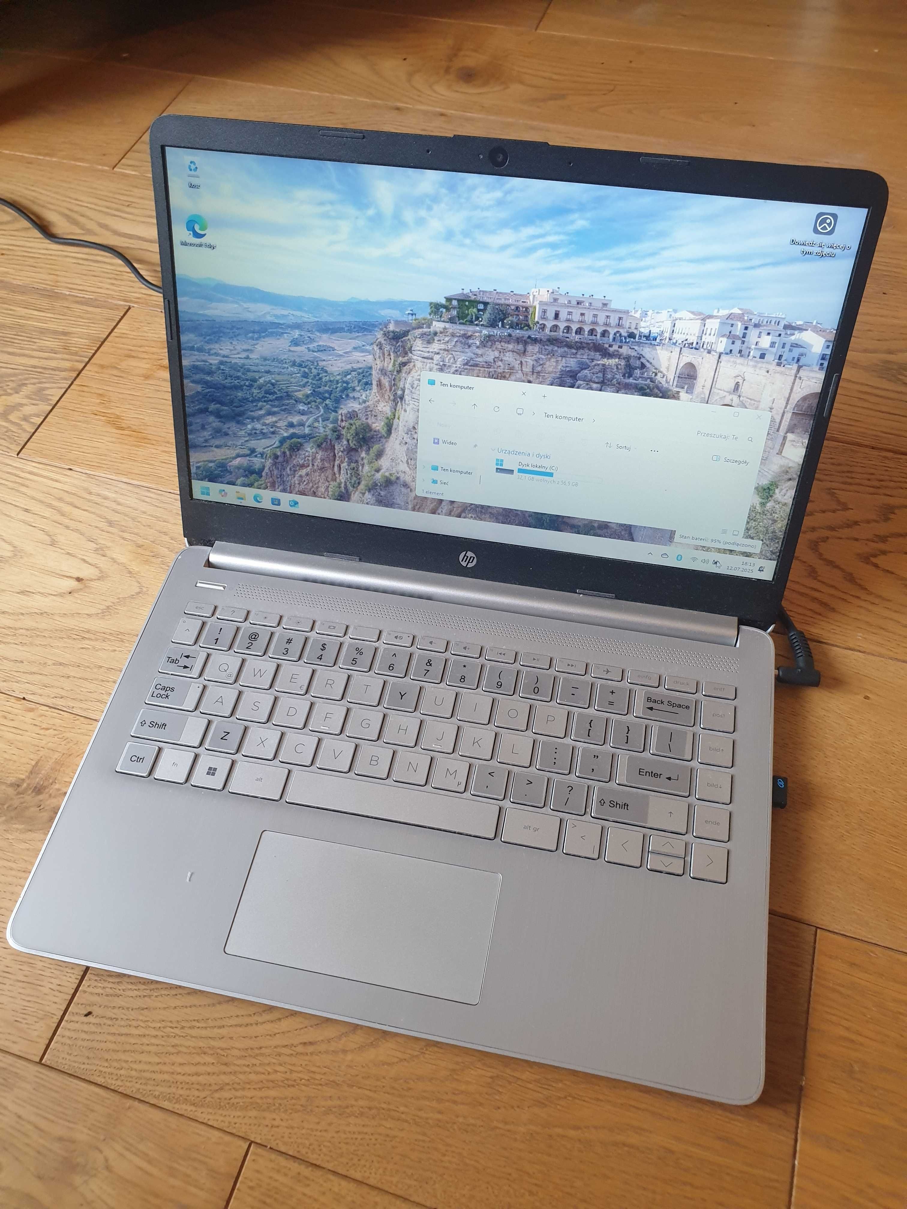 Laptop HP 14s-fq0xxx – AMD 3020e, 4GB RAM, Dysk 64 GB – STAN BDB!