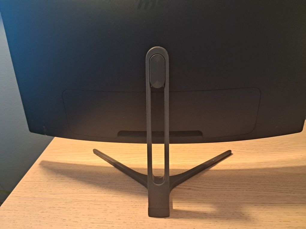 Monitor Msi Zakrzywiony 75hz 24" 1920 x 1080 1ms