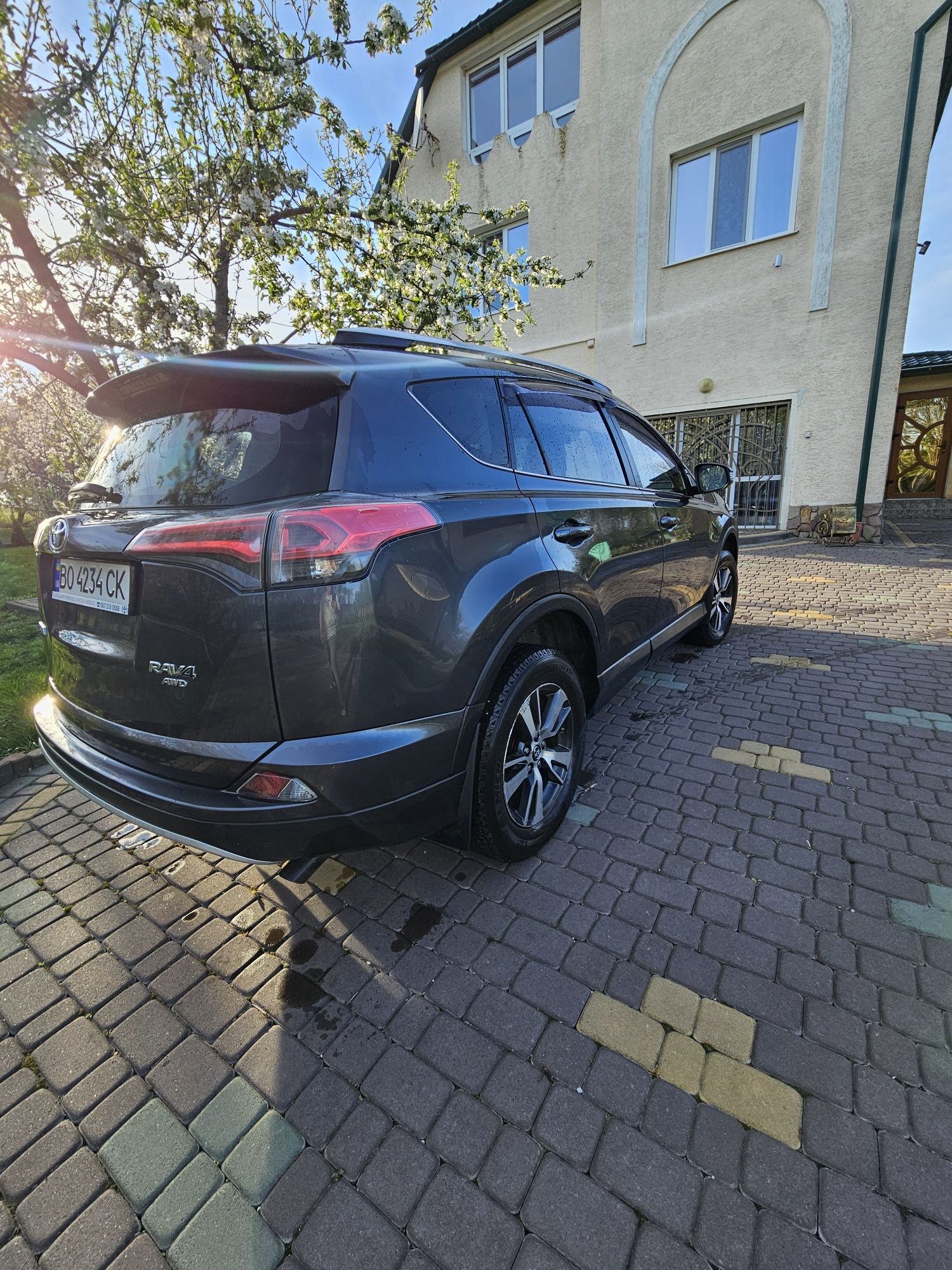 Toyota RAV4 2016