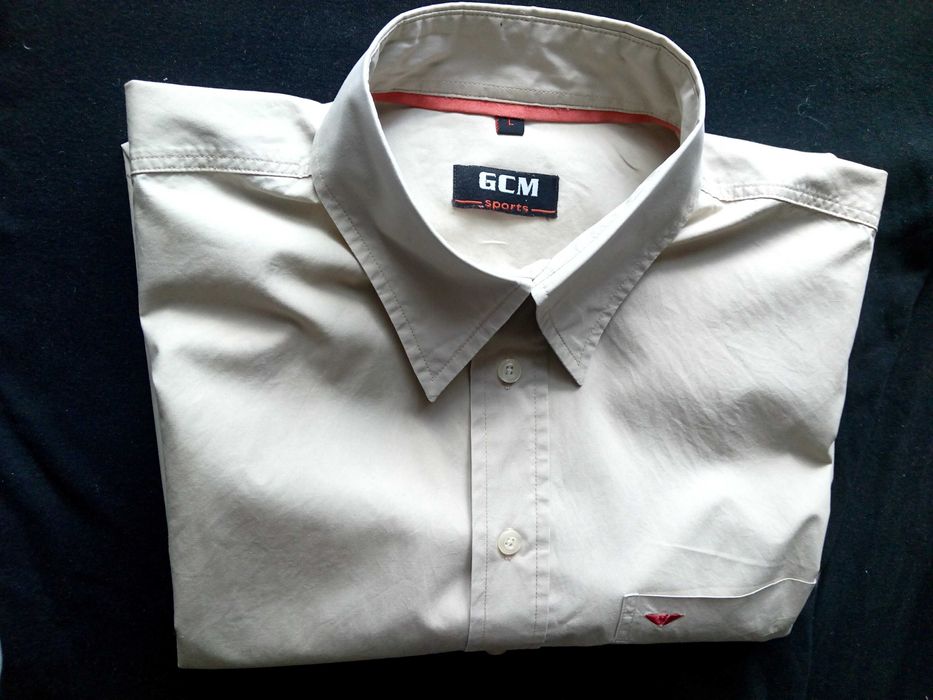 Чоловіча сорочка із коротким рукавом