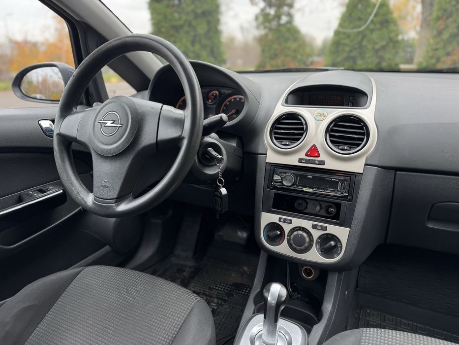 Opel Corsa Avtomat