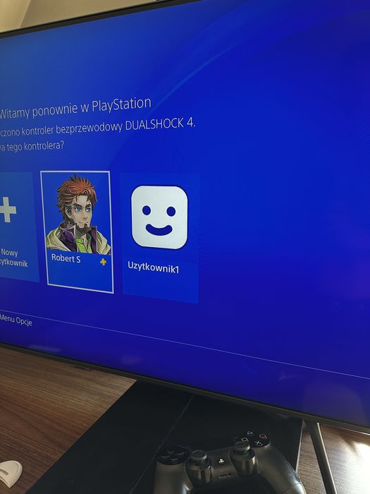 Ps4 1T z zestawem 12 gier