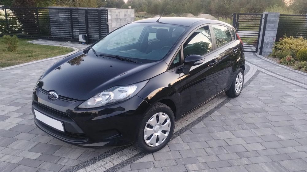 Ford Fiesta 1.25 Czarna Super Stan Zarejestrowany