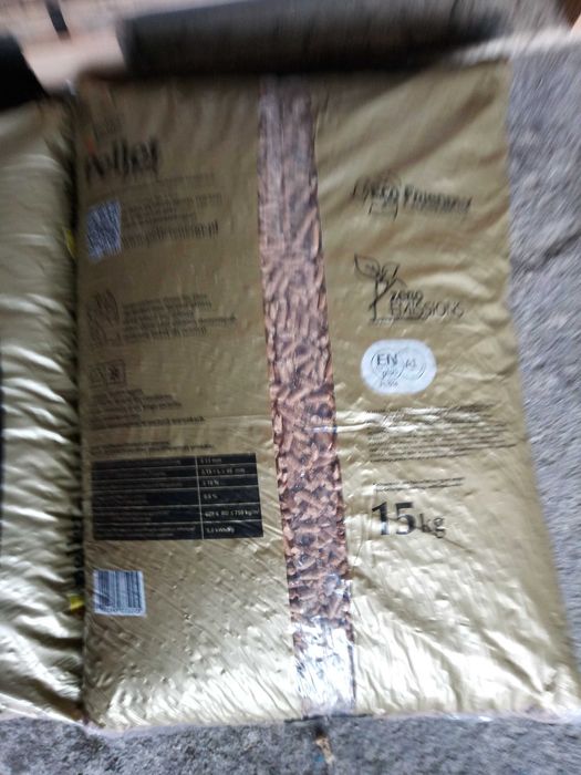 pellet drzewny Gold Błaszki kl A1 din plus  , drewno kominkowe