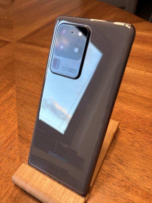 Samsung Galaxy S20 Ultra 5G stan jak nowy