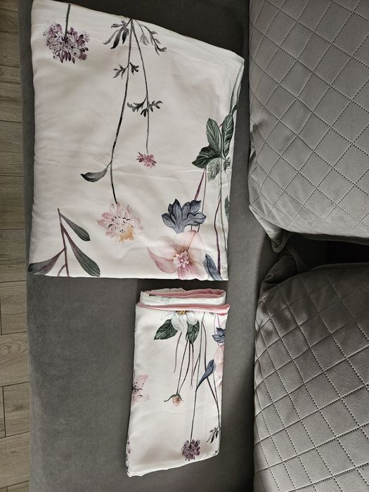 Dwa komplety pościeli 160x200 Smukee