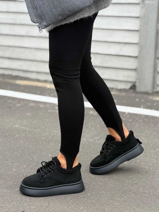 Жіночі зимові черевики на хутрі Stilli (36-41) зимові кросівки чорні