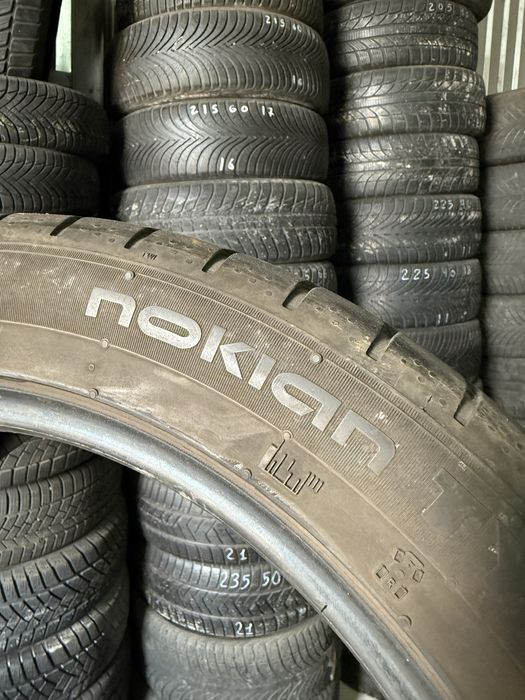 235/45/17 Nokian пара шини б/у резина склад літо