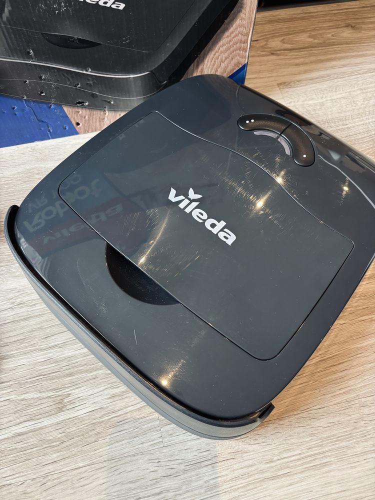 Robot sprzatajacy Vileda VR100 jak nowy