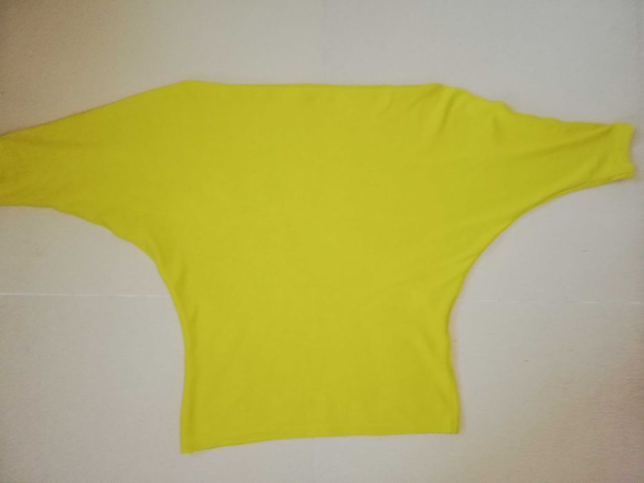 Bluzka sweterkowa damska