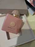 AMOUAGE Guidance