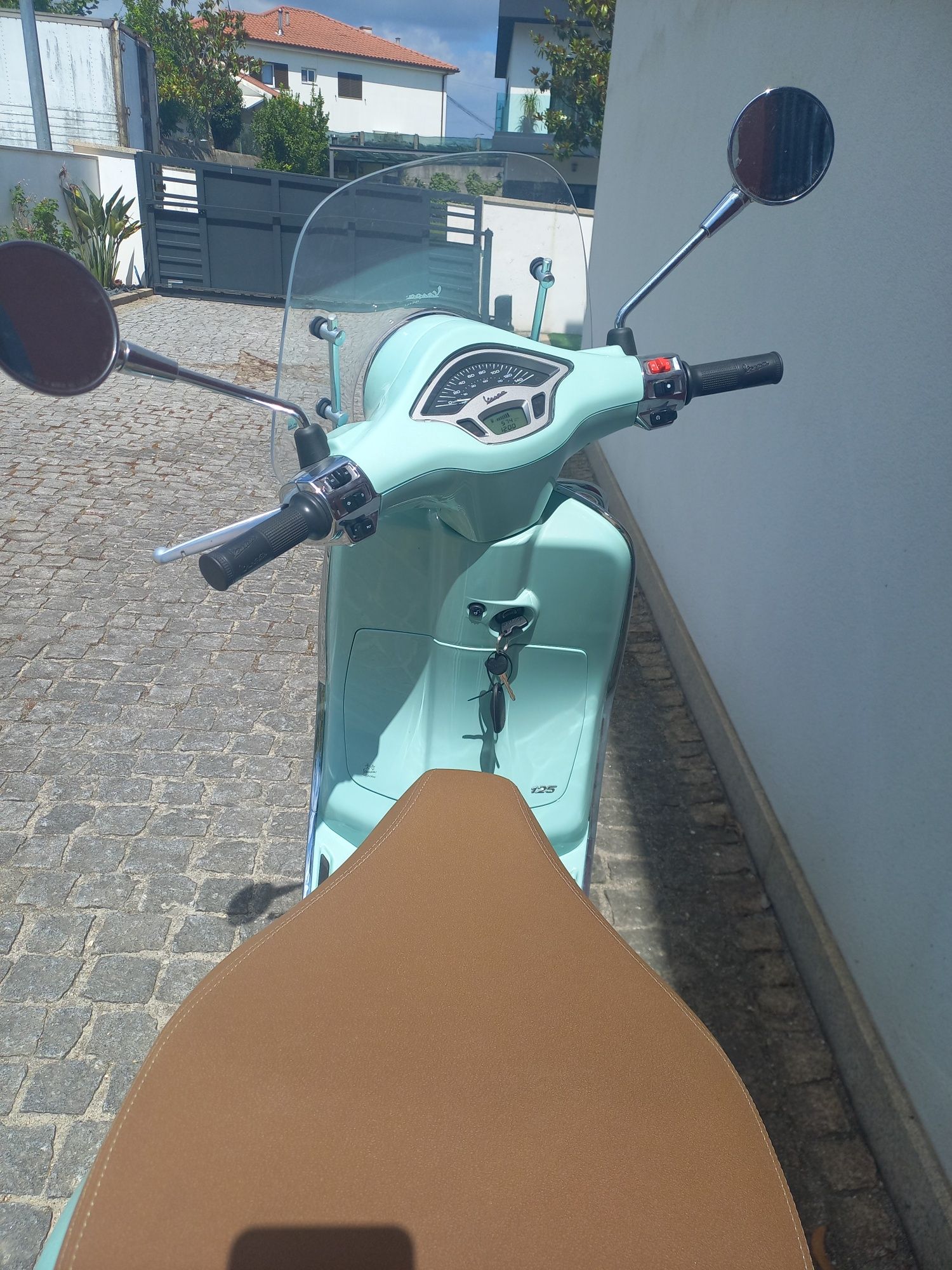 Vespa Primavera como nova
