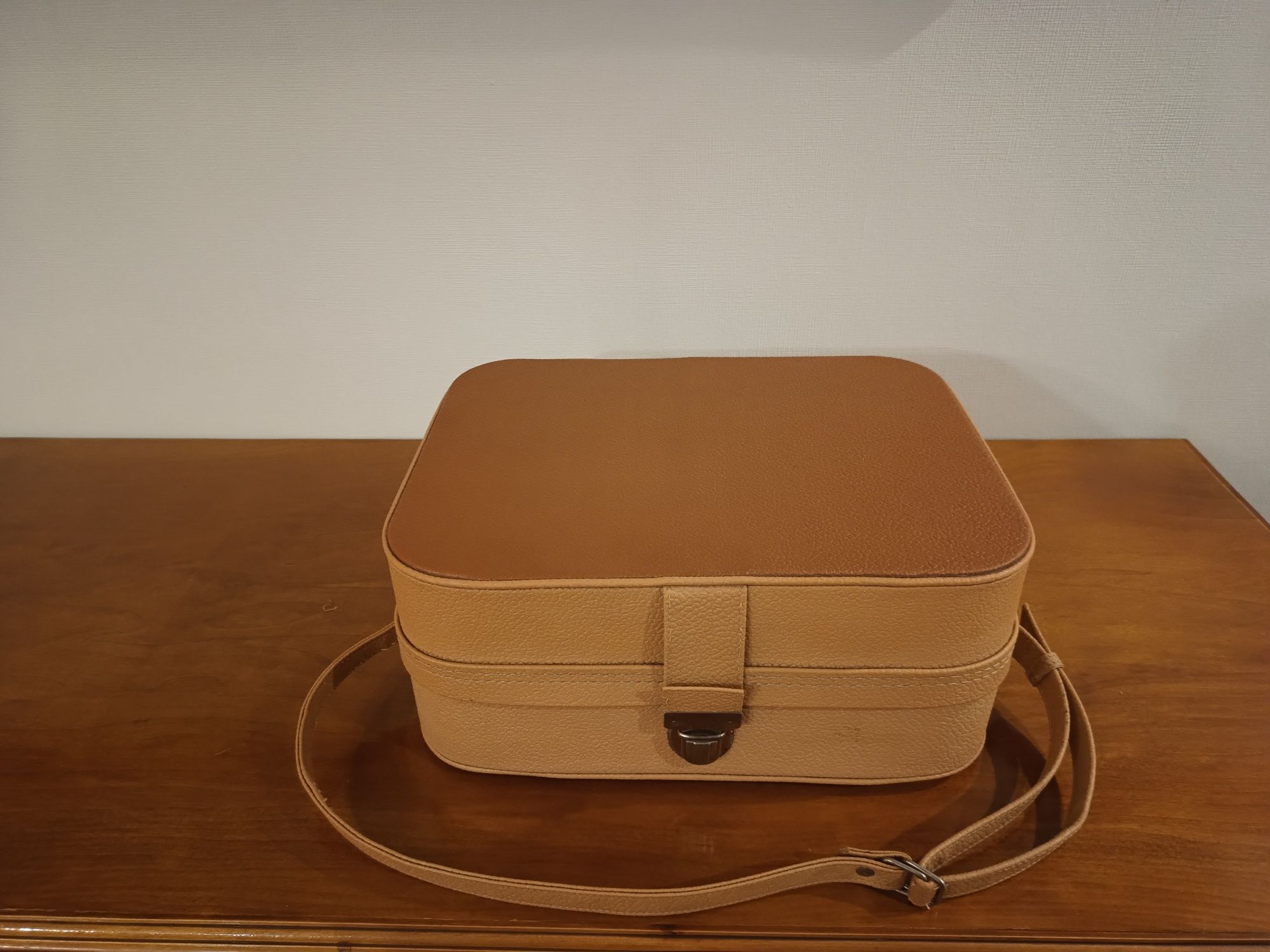Stary sprawny gramofon