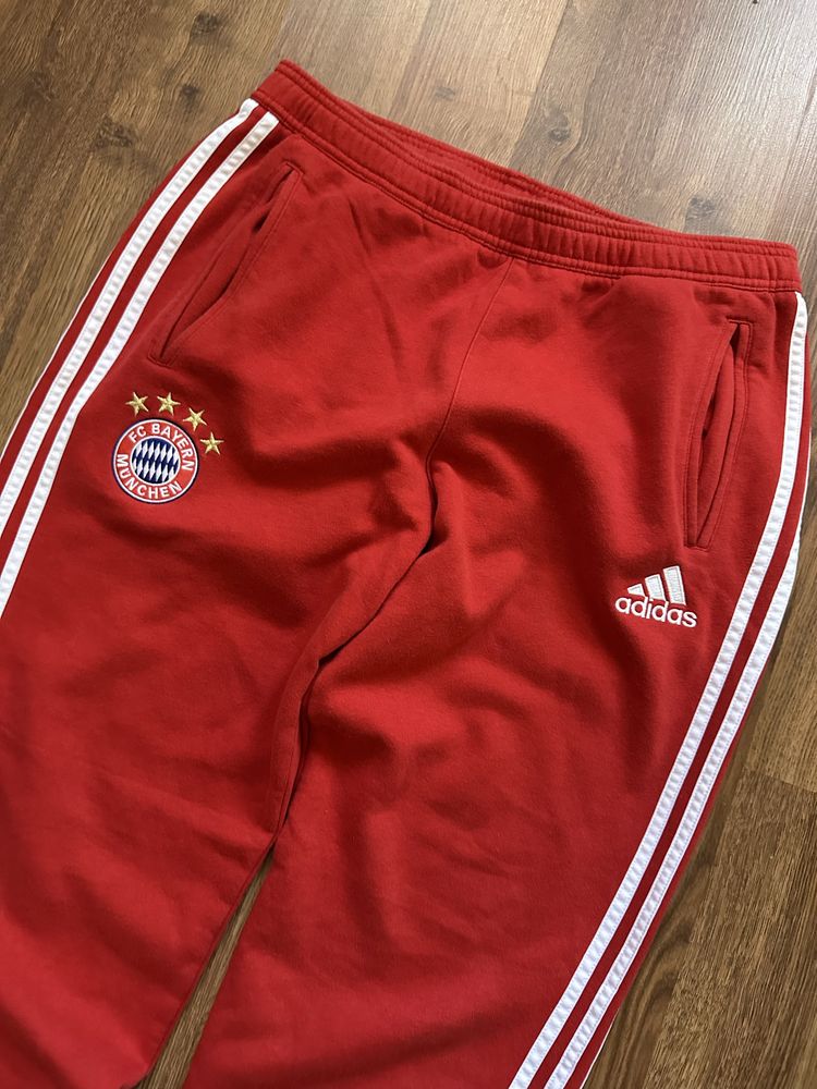 Спортивні штани Adidas y2k