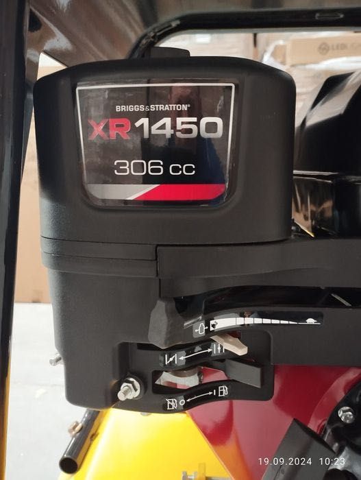 ZAGĘSZCZARKA PŁYTOWA Gruntu AGM-POL C330 Briggs&Stratton 1450XR 200kg