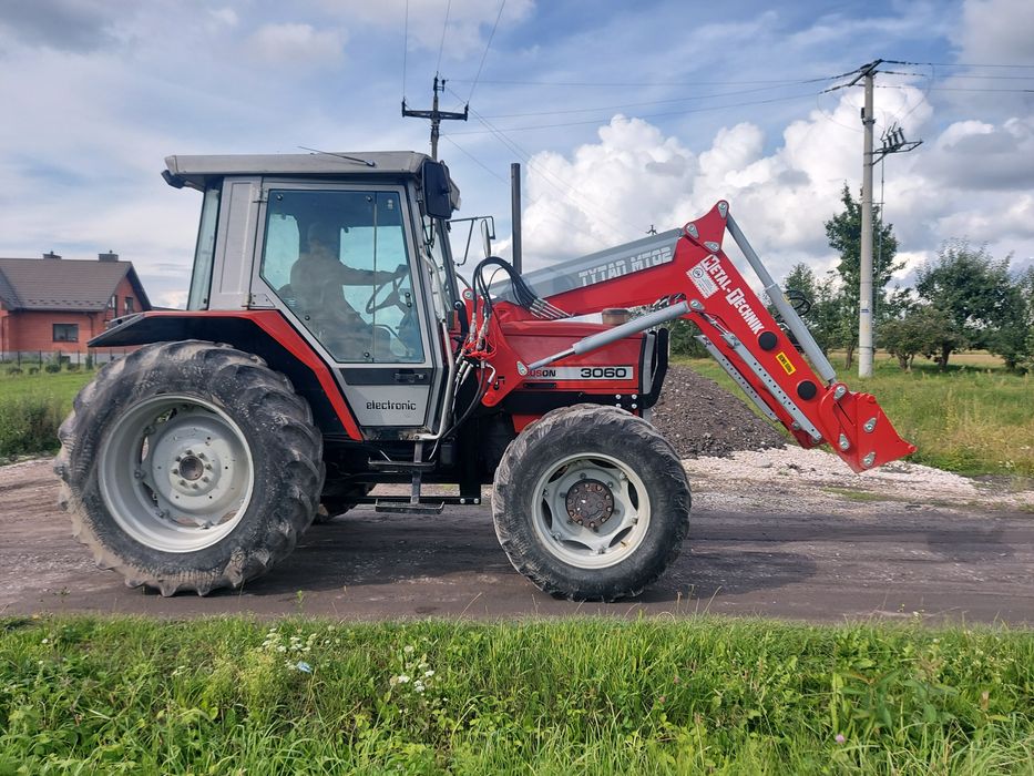 Od ręki Ładowacz czołowy Tur Massey Ferguson 3060 , 3070 , 3080 , 3115