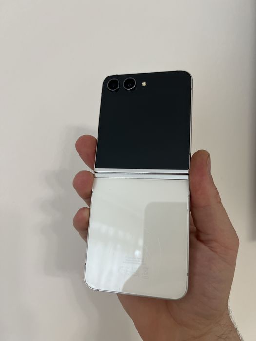 Galaxy Z Flip 5 8/512GB