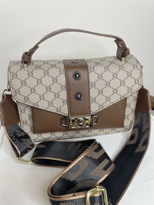 Жіноча сумка крос боді коричнева з принтом