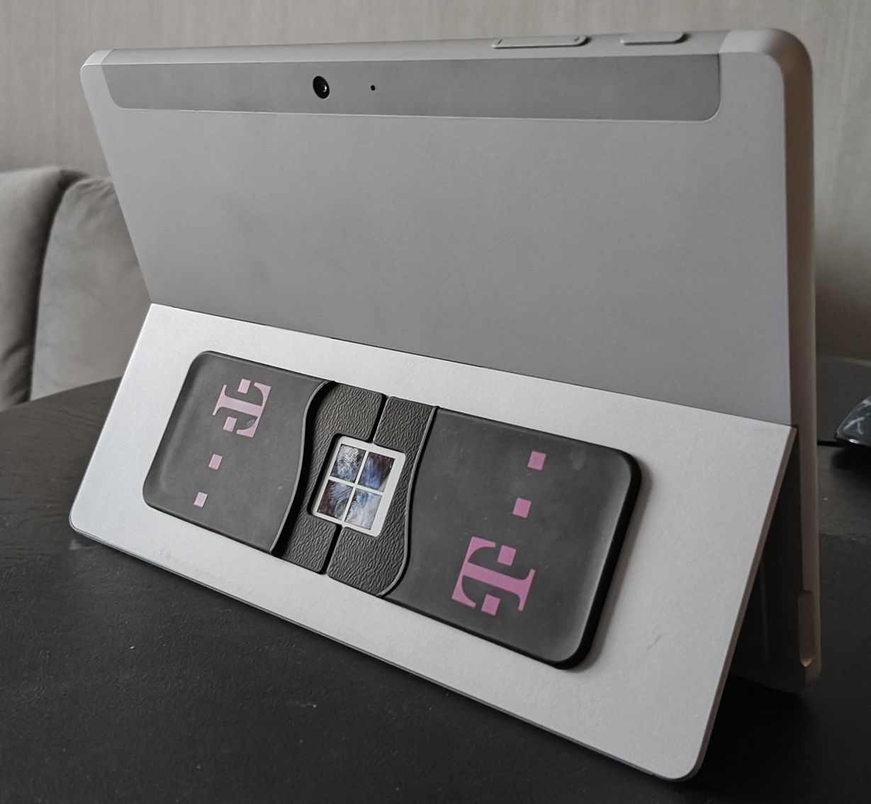 Laptop / Tablet Microsoft Surface Go 2 4/64 Win11 klawiatura torba