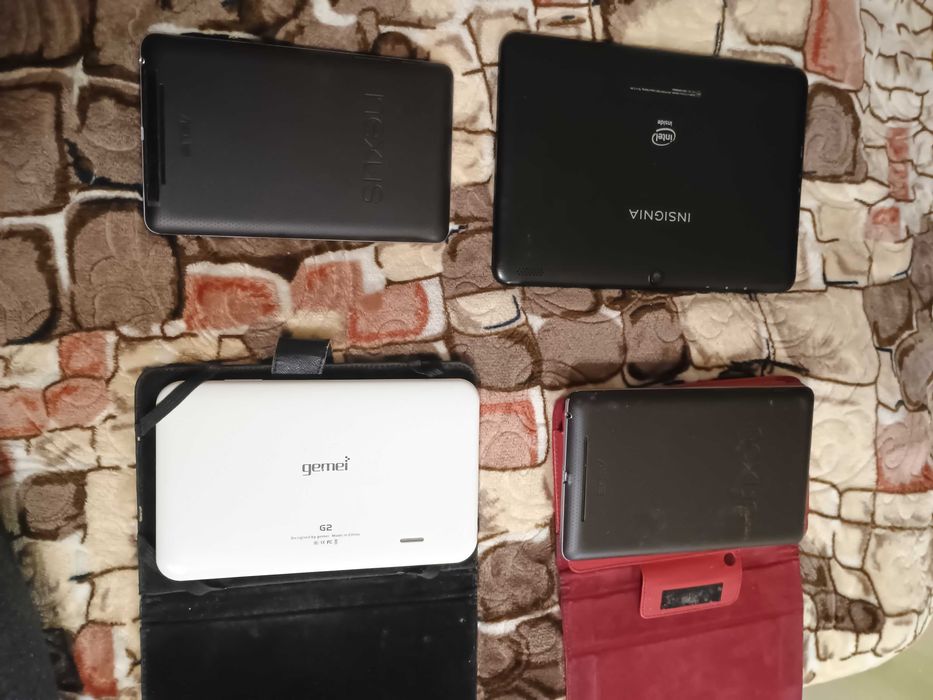 лот з 4х планшетів Nexus, G2, Insignia ціна за 4 штуки