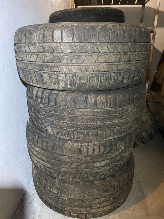 Продам автошины б/у225/55 R17, 245/50 4 шт