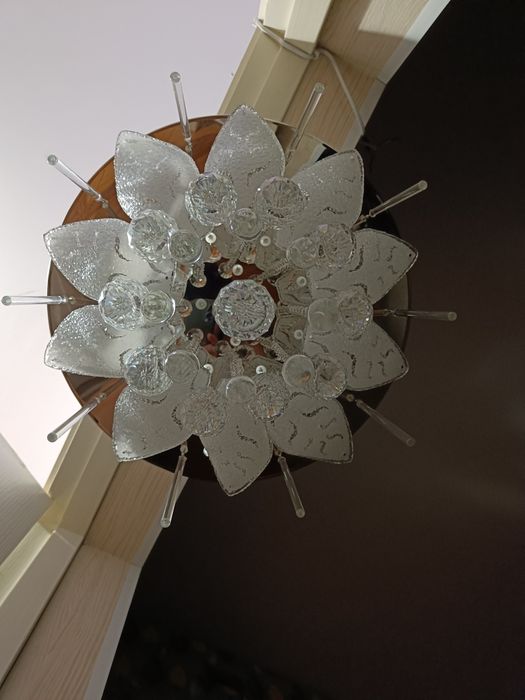 Люстра на пульті керування