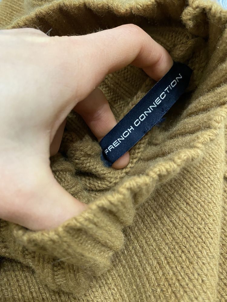 Жіночий шерстяний светр бренду French connection