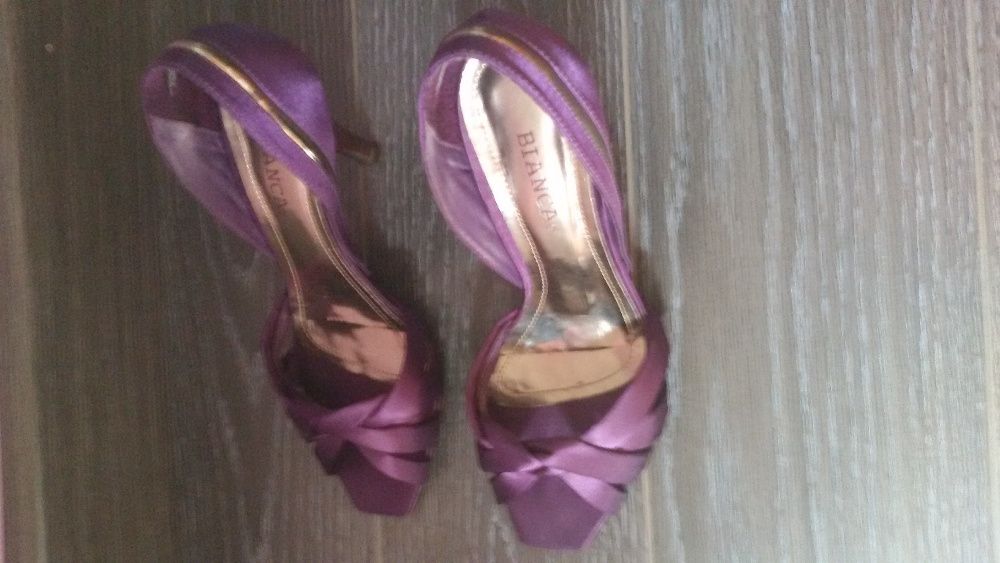 sapato cetim senhora