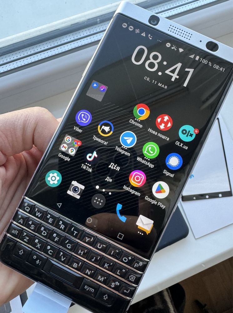 BlackBerry KeyOne BBB100-1 новий+оригінальні чохли+захисне скло